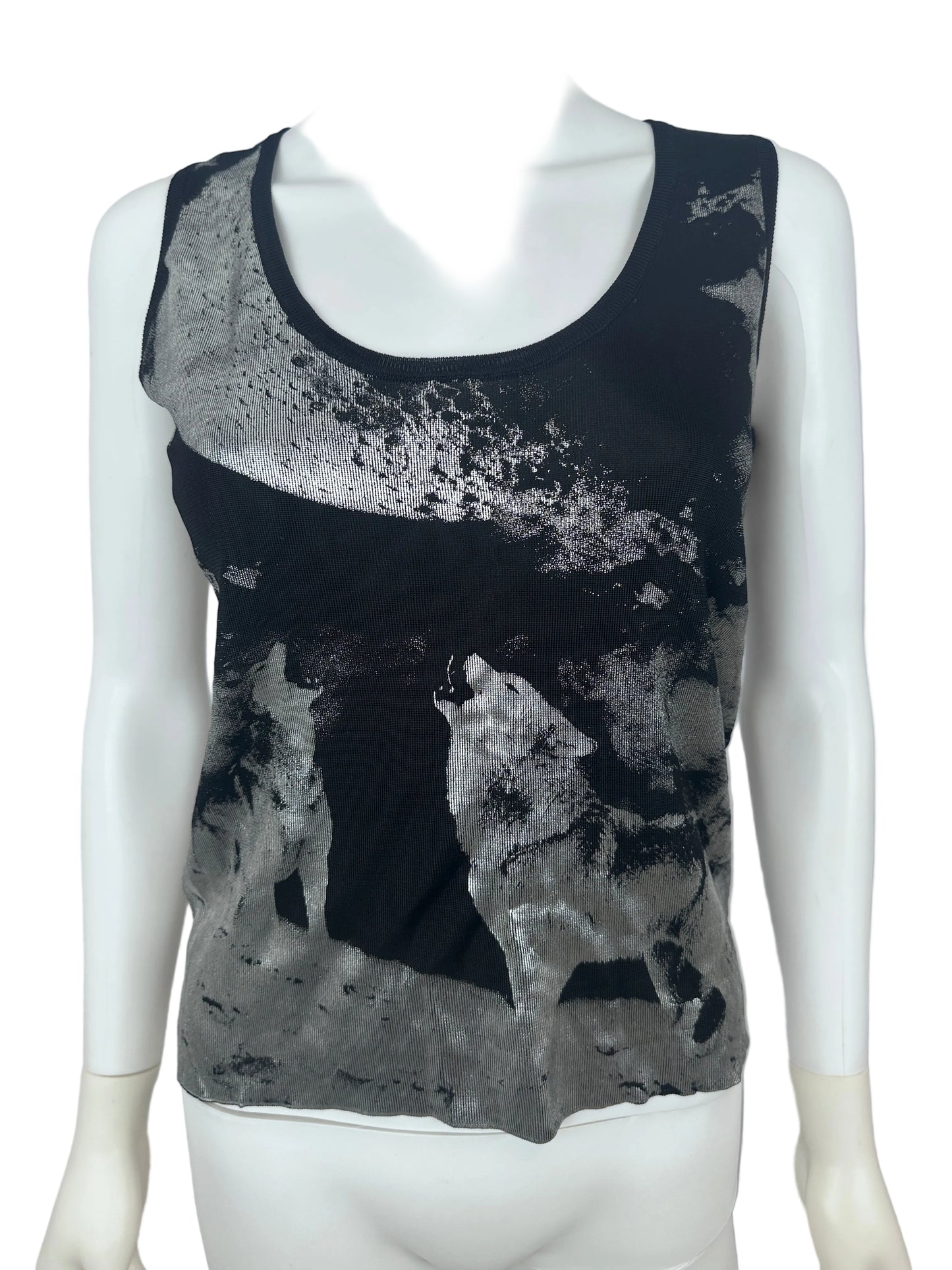 A sleeveless black tank top with a gray and white wolf graphic print, displayed on a white mannequin torso.