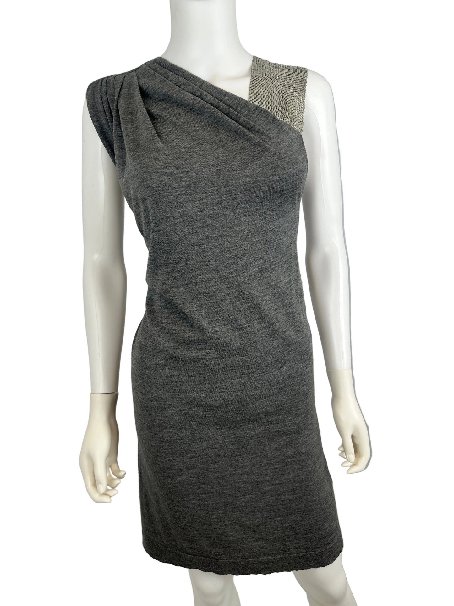 Gray knit dress on a mannequin against a plain background