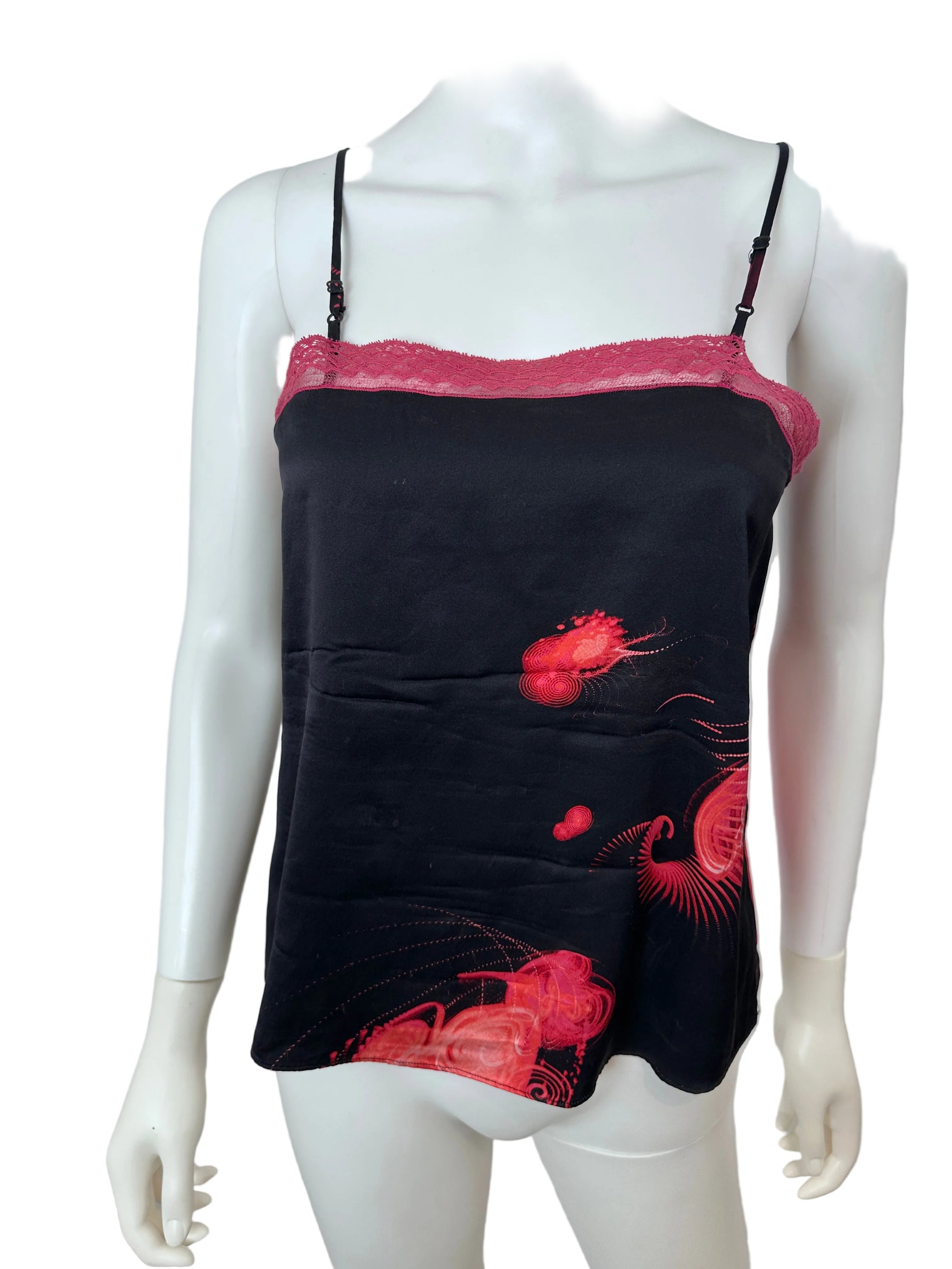 Black Cami to pwith lace trim on a white mannequin