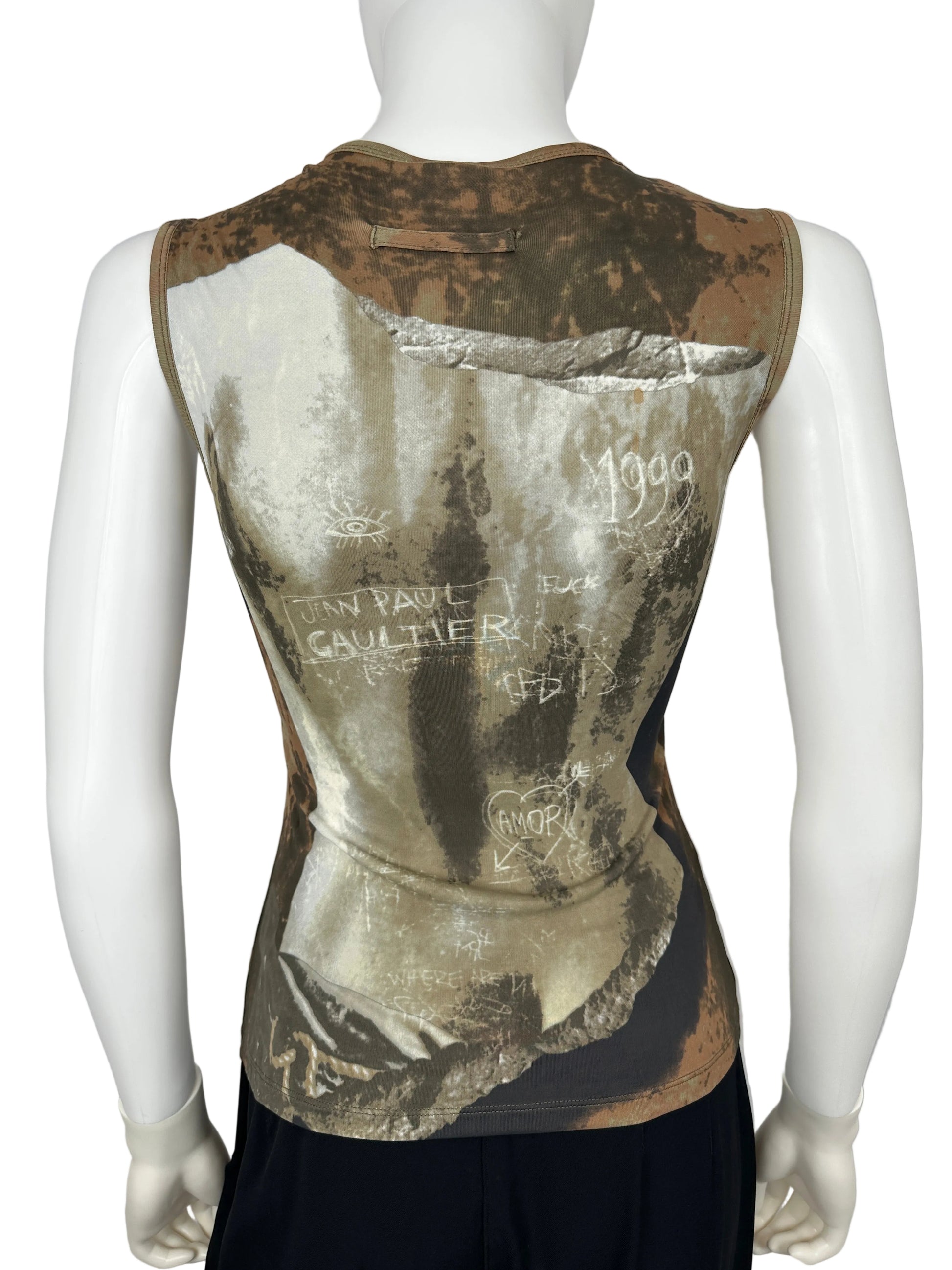 Abstact print tank top on a mannequin