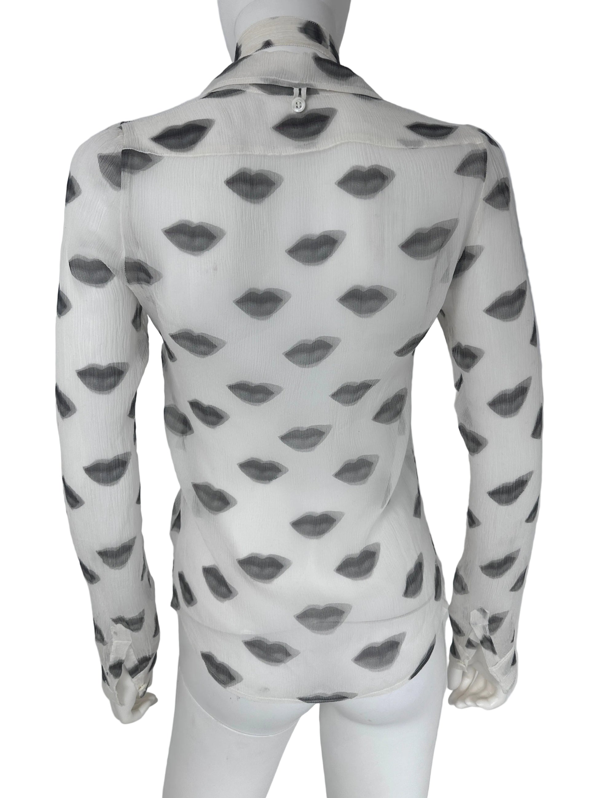 Lips print shirt on a white mannquin